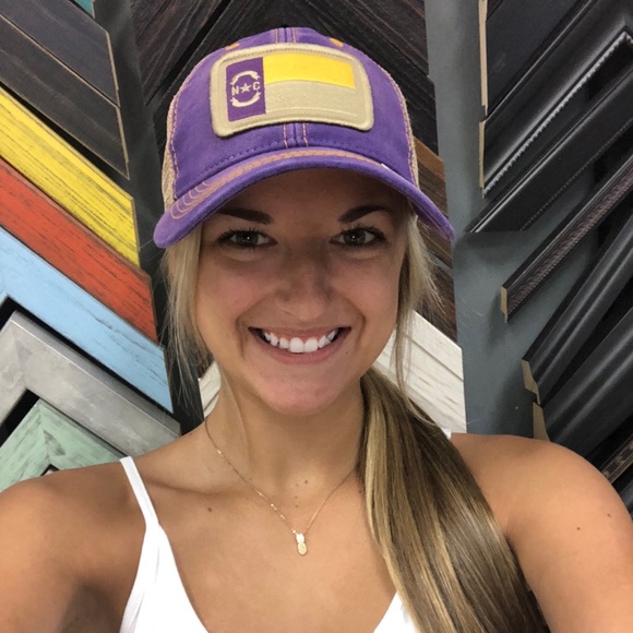 Meet your Posher, Kaleigh - Picture 1 of 1